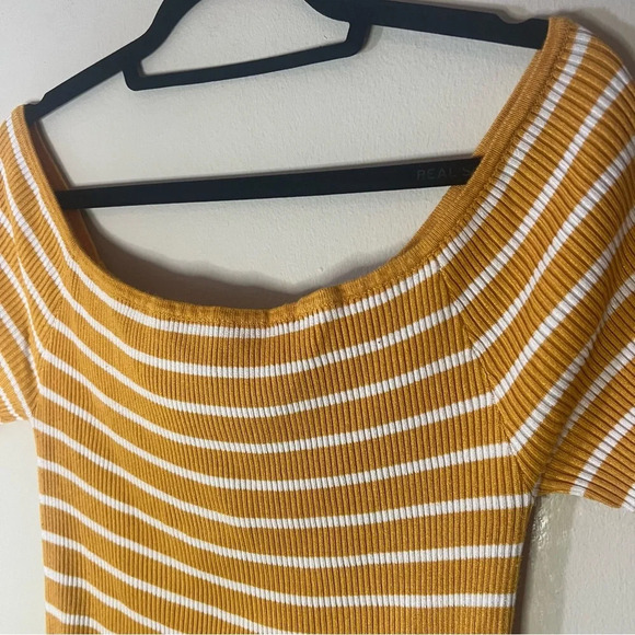 Forever21 |  Top - Picture 3 of 3